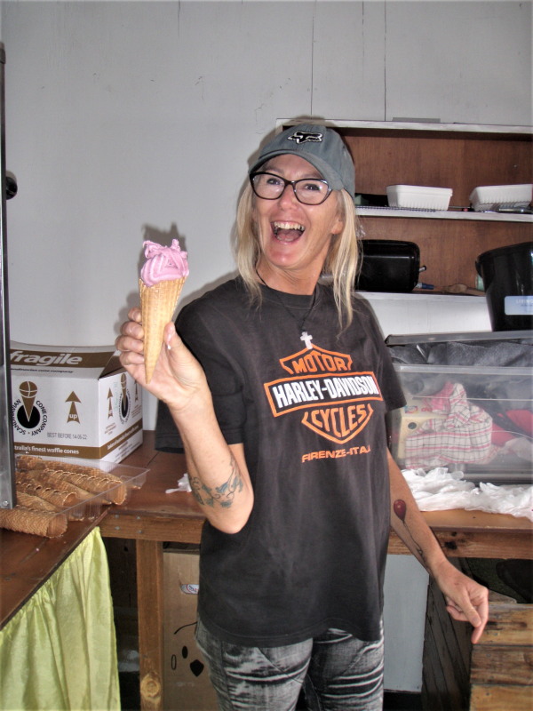 220227 Branch BBQ with icecreams creations 08.jpg