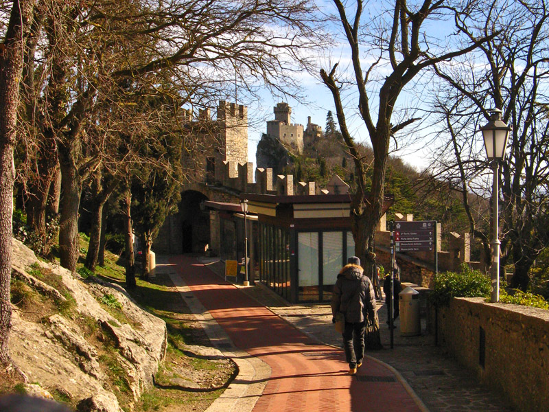 This Way to the Castle1730