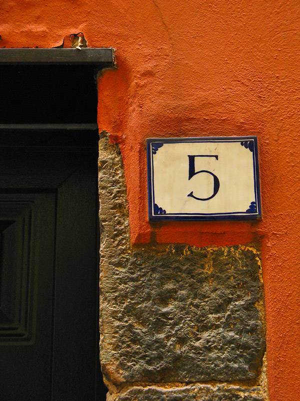 Numero Cinque2619.jpg