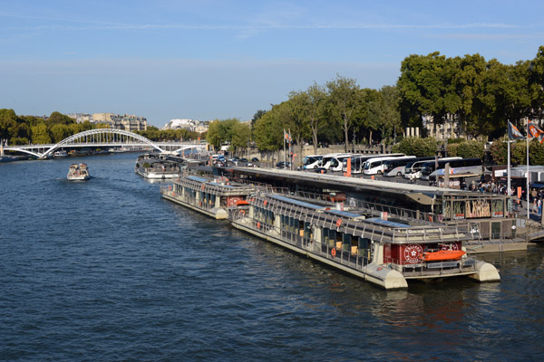 Bateaux Parisienne dock at the Eiffel Tower, Port de la Bourdonnais