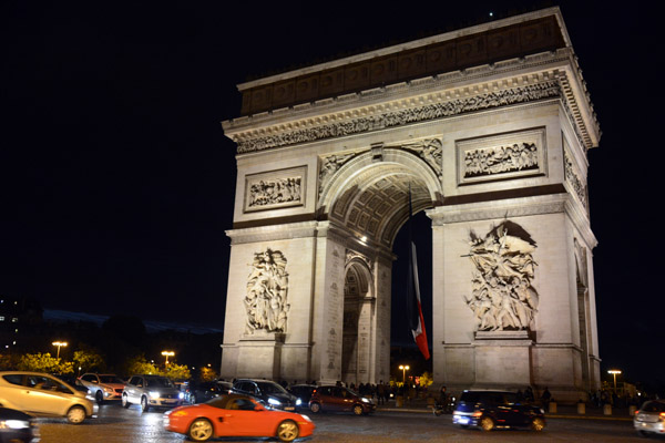 L'Arc de Triomphe - Arch of Triumph at night, Paris
