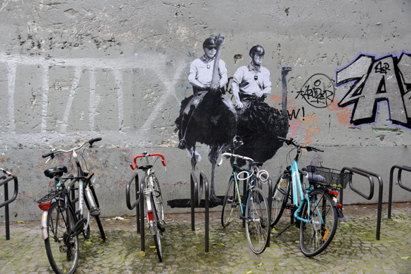 Mural of Ostrich Riders, Rue Saint-Martin