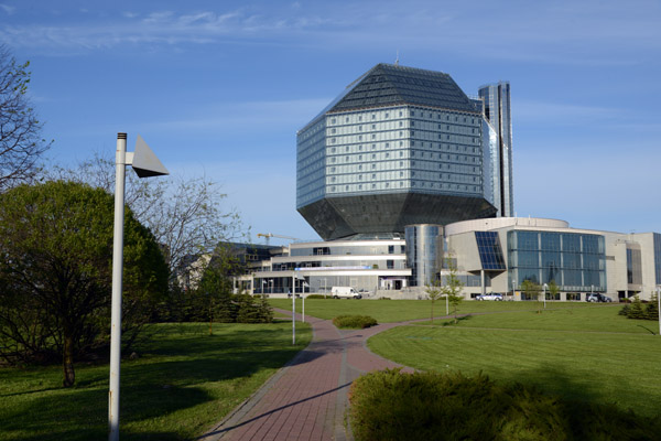 Walkways around the National Library of Republic of Belarus, Minsk