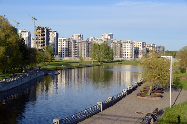 Slyapyanskaya waterway next to the National Library, Minsk