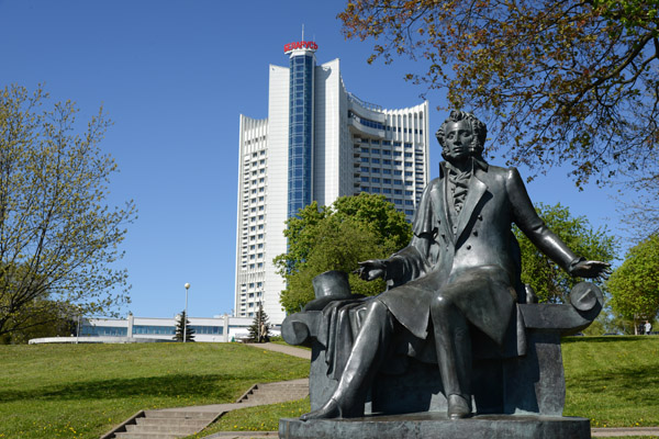 Alexander Pushkin monument along the river by the Hotel Belarus