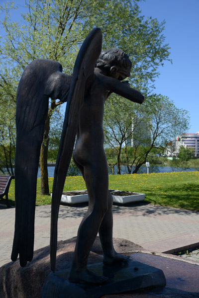 Weeping Guardian Angel, Minsk