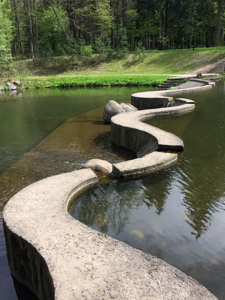 Small dam on the Svislach River, Drozdy Park