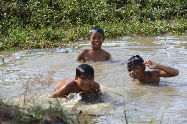 Cambodia Nov17 0929.jpg