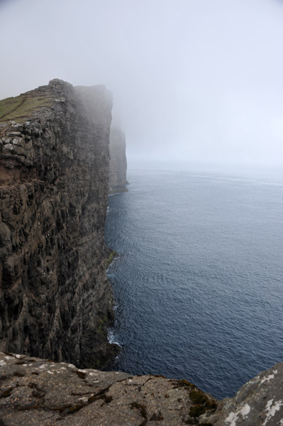 Cliffs of Trælanípan, Vágar