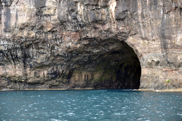 Sea Cave, Sjferir boat tour, west coast of Streymoy