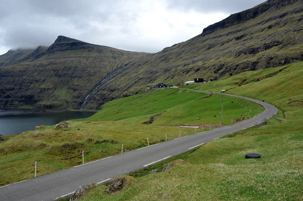 Road to the end of the valley, Saksun, Streymoy, Faroe Islands