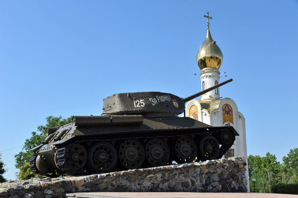 Soviet T-34 and the St George Chapel, Tiraspol