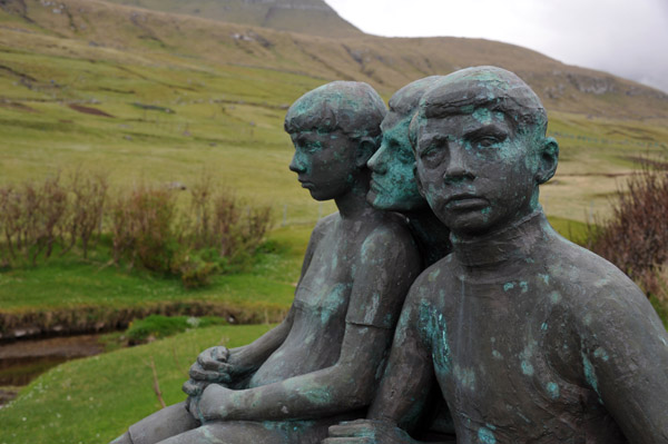 Memorial to Fishermen Lost at Sea by Janus Kamban, Gjgv