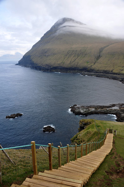 DKK50 in the letter box to climb over Gjgv, Faroe Islands