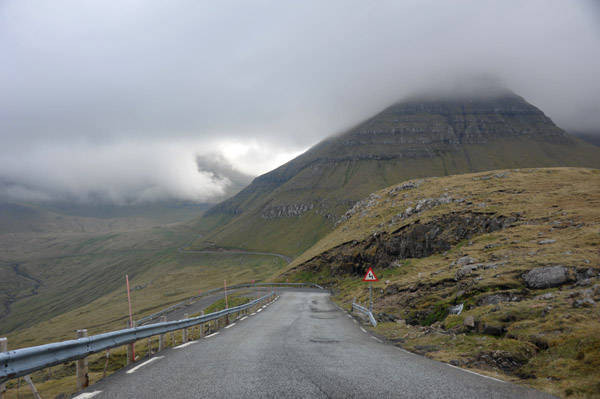 The road from Gjgv back to Funningur, Faroe Islands