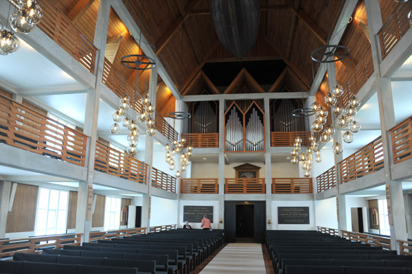 Rear of the nave with the organ of 1974, Christianskirkjan