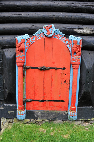 Roykstovan Door, Kirkjubargarur - Kings Farm