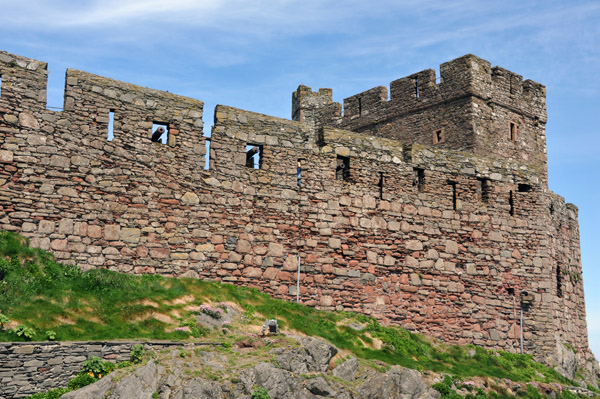Much of the stonework is from the early 14th C. replacing the wooden Viking fortifications