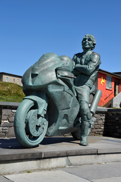 Joey Dunlop statue, Isle of Man