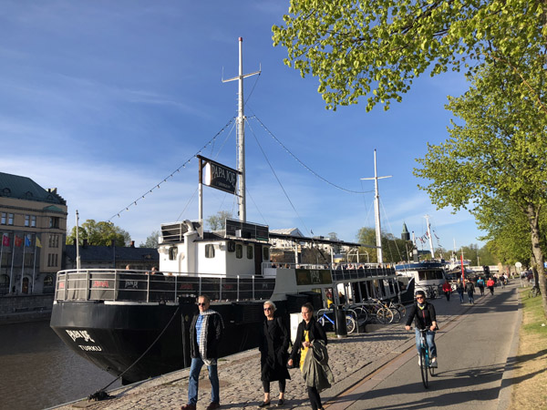 Papa Joe boat restaurant, Turku