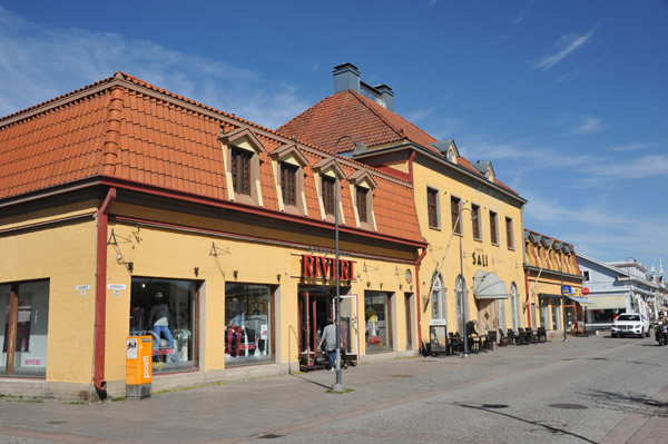 Kuninkaankatu - Royal Street, the north side of Rauma's old town square