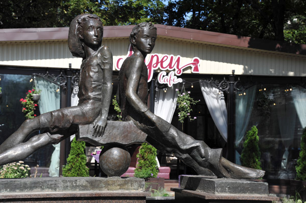 Monument to Peter and Gavrik, Odessa