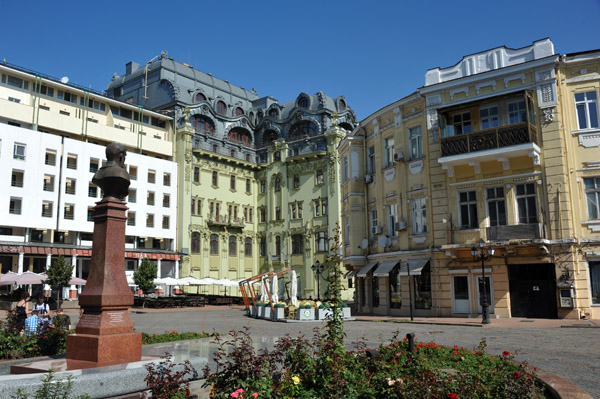 Northwest corner, Hrets'ka Square, Odessa