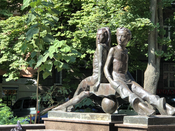 Monument to Peter and Gavrik, Odessa