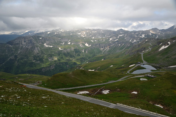 Fuscher Lacke and the road to Mittertörltunnel