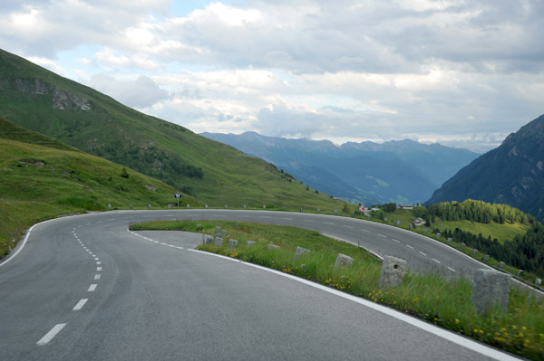 Hairpin bend on the Großglockner Hochalpenstraße, Kärnten