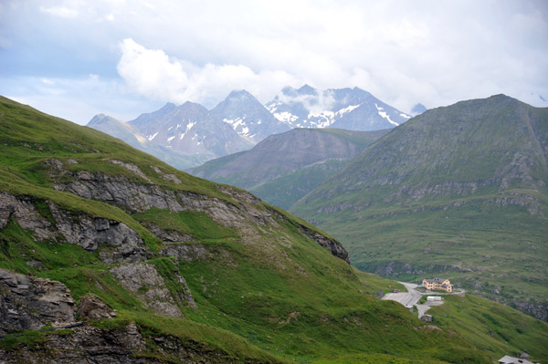 View southeast from the climb to Kaiser-Franz-Josefs-Höhe
