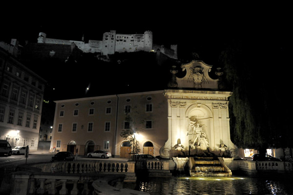 Kapitelplatz at night, Salzburg