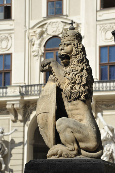 Crowned lion, Schweizertor, Vienna Hofburg