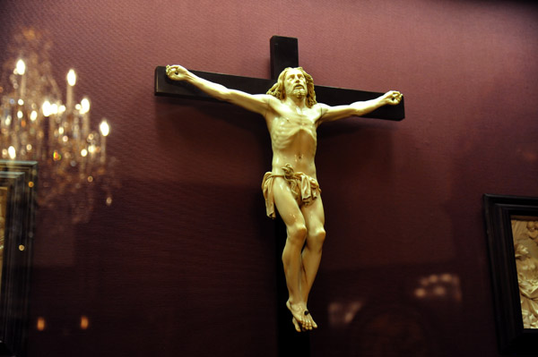Ivory Crucifix by Leonard Kern, ca 1626
