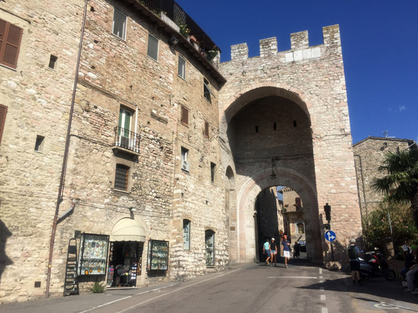 Porta San Francesco, Assisi