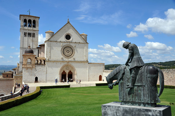Upper Piazza, Basilica of St. Francis of Assisi