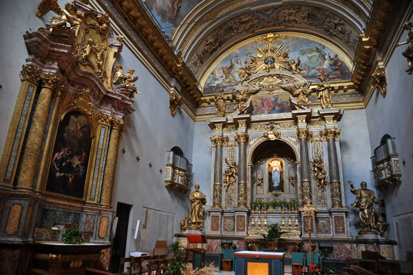 17th C. Baroque interior of the Church of Santa Maria sopra Minerva