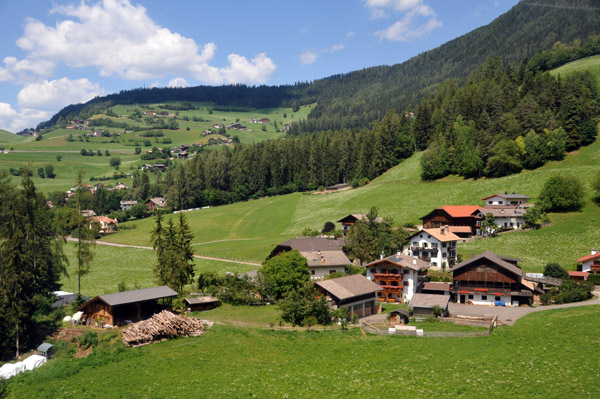 A trip to the Seiser Alm is as popular in summer for hiking as in winter for skiing