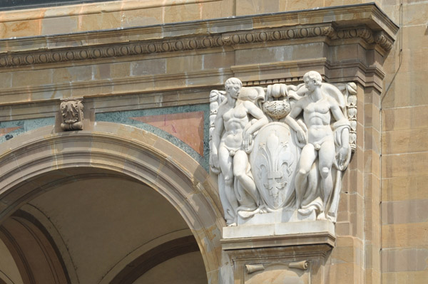 Sculpture group with two male nudes on the Central Library of Florence