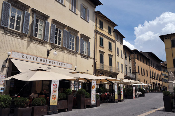 Piazza San Francesco, Via Cavour, Arezzo
