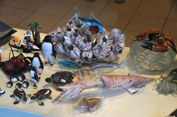 Squid, fish, turtles, crap and penguins of Murano glass