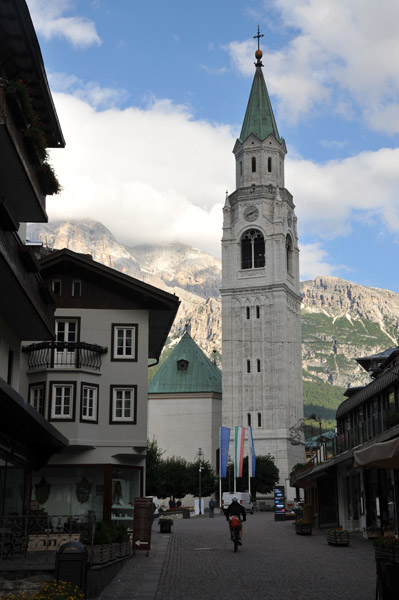 Church of St. Philip and St James the Apostle, Cortina