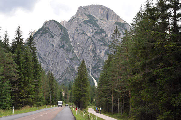 There's a nice bike path along SS51 between Toblach and Cortina