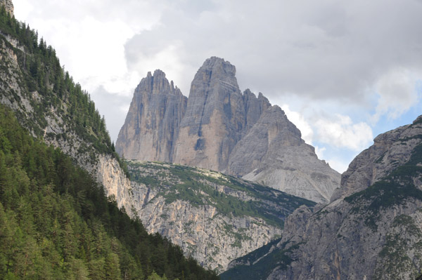 The famous Drei Zinnen/Three Peaks, Nature Park Tre Cime, Dolomites