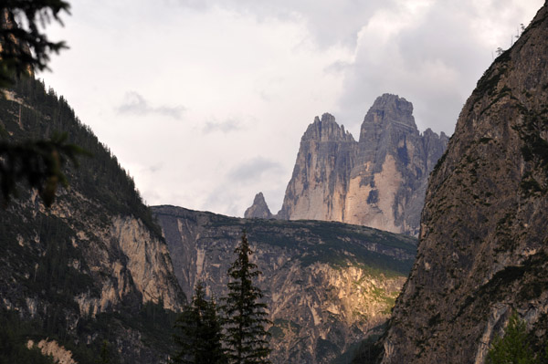 As we reached the bottom of the Panoramic Drive, the Tre Cime finally make an appearance