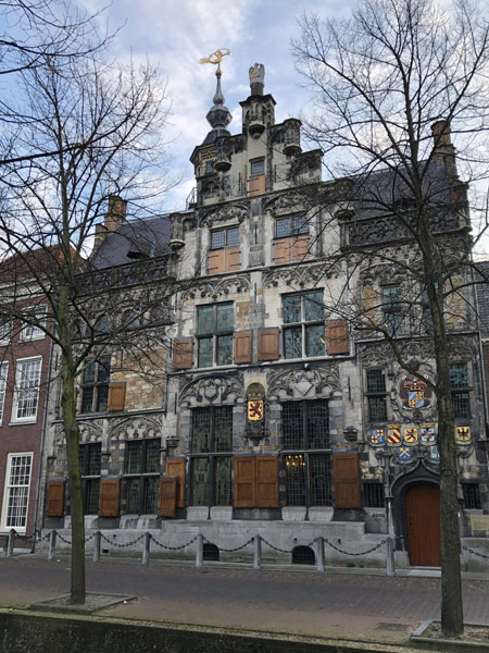 Gemeenlandshuis, Oude Delft