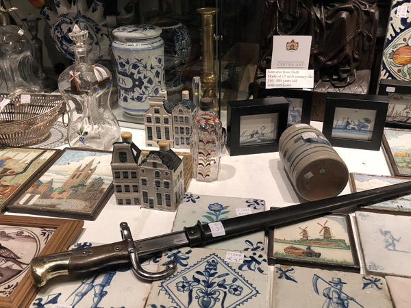 Antique shop, Delft