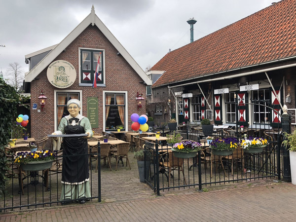 Vrouw Holle Pannenkoekenhuis, Lisse