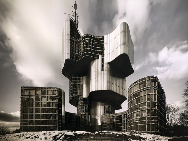 Towards a Concrete Utopia, Architecture in Yugoslavia