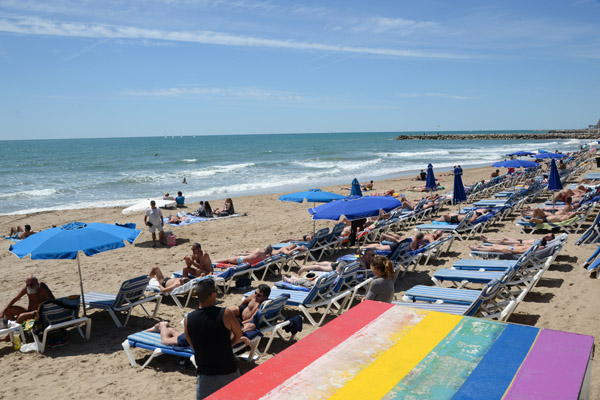 Rainbow Flag, Plaja Bassa Rodona, Sitges